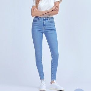 NWT Outland Denim Harriet Jeans
